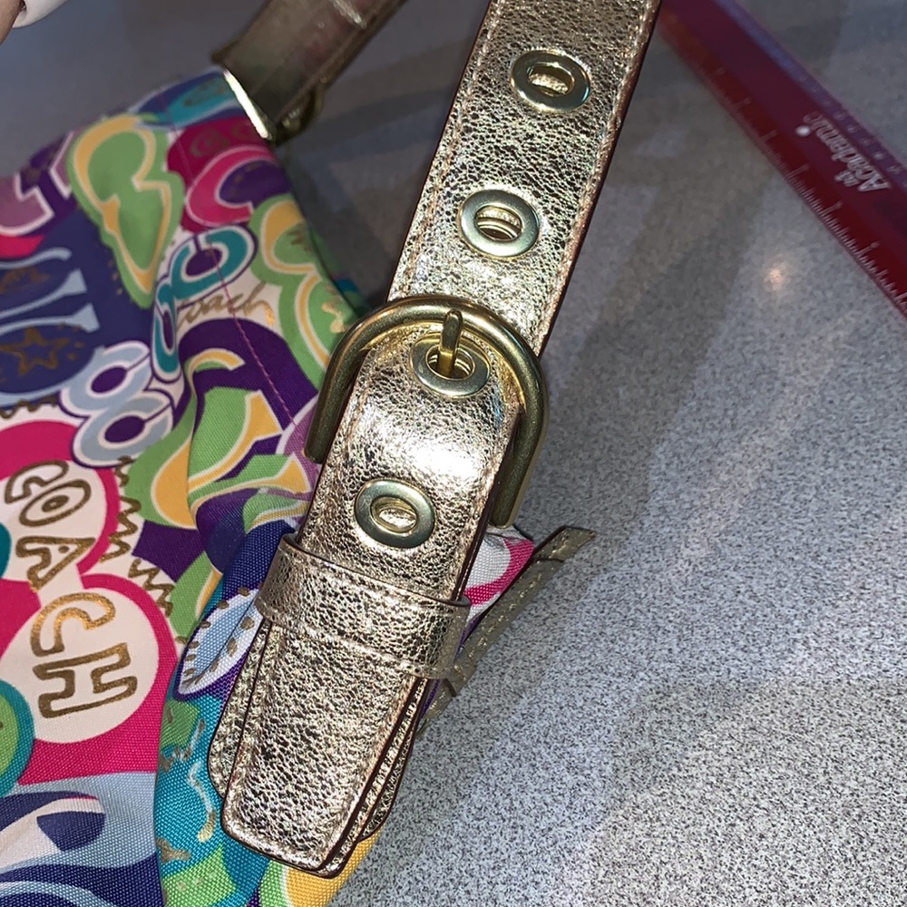 Coach Poppy Pop C Graffiti Shoulder bag - Picture 14 of 14